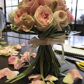 fwthumb29-ranunculus -bridal.jpg